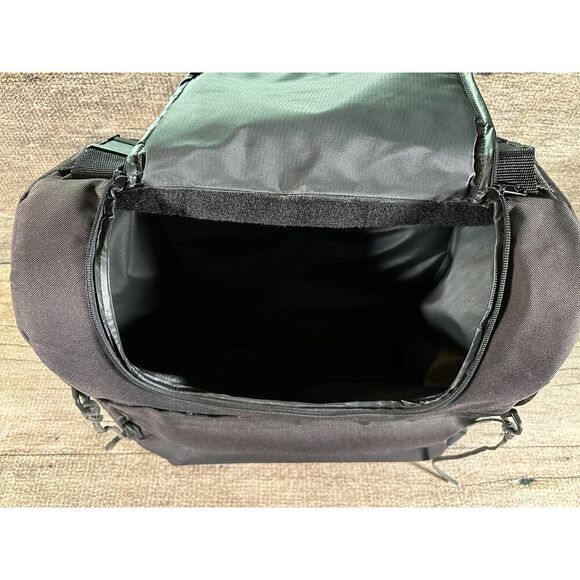 Harley Davidson by SAC Black Motorcycle Sissy Bar Backrest Luggage Bag 20x17x9 - Picture 3 of 11